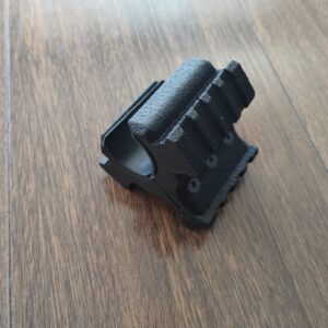 Abrazadera tres rieles P10